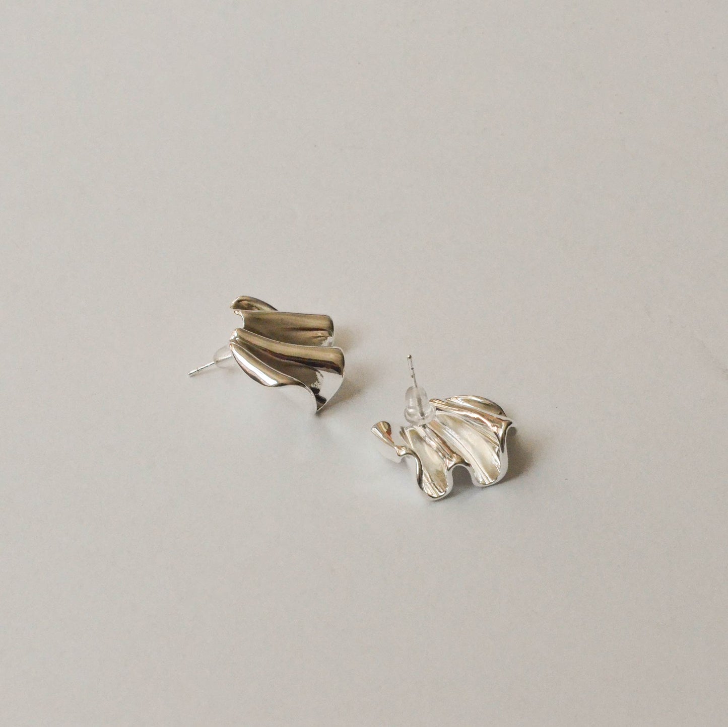 Pleated Metal Post Earrings | Silver