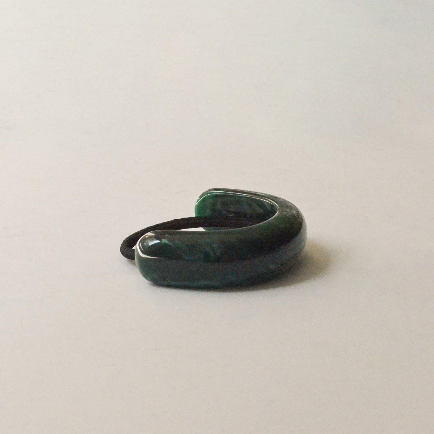 Wide Arch Resin Ponytail Hair Tie | Green