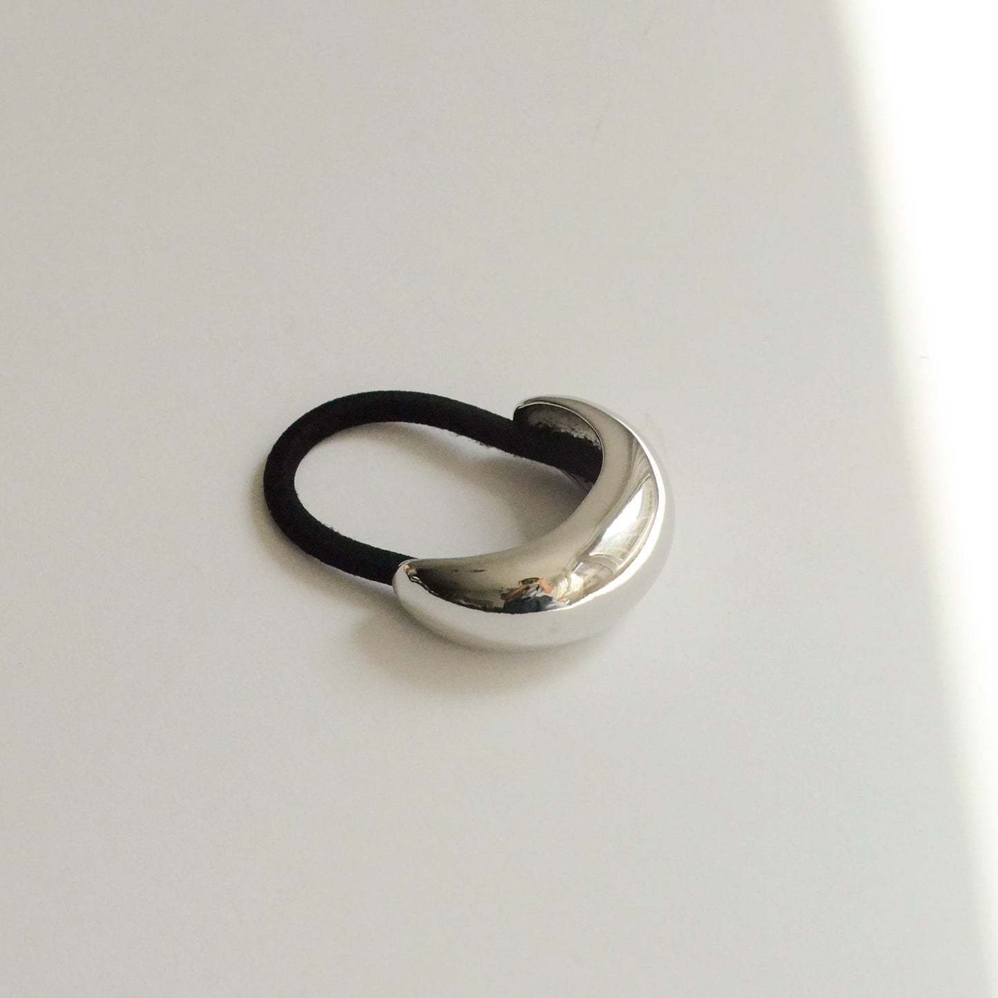 Narrow Crescent Metal Cuff Hair Tie | Silver