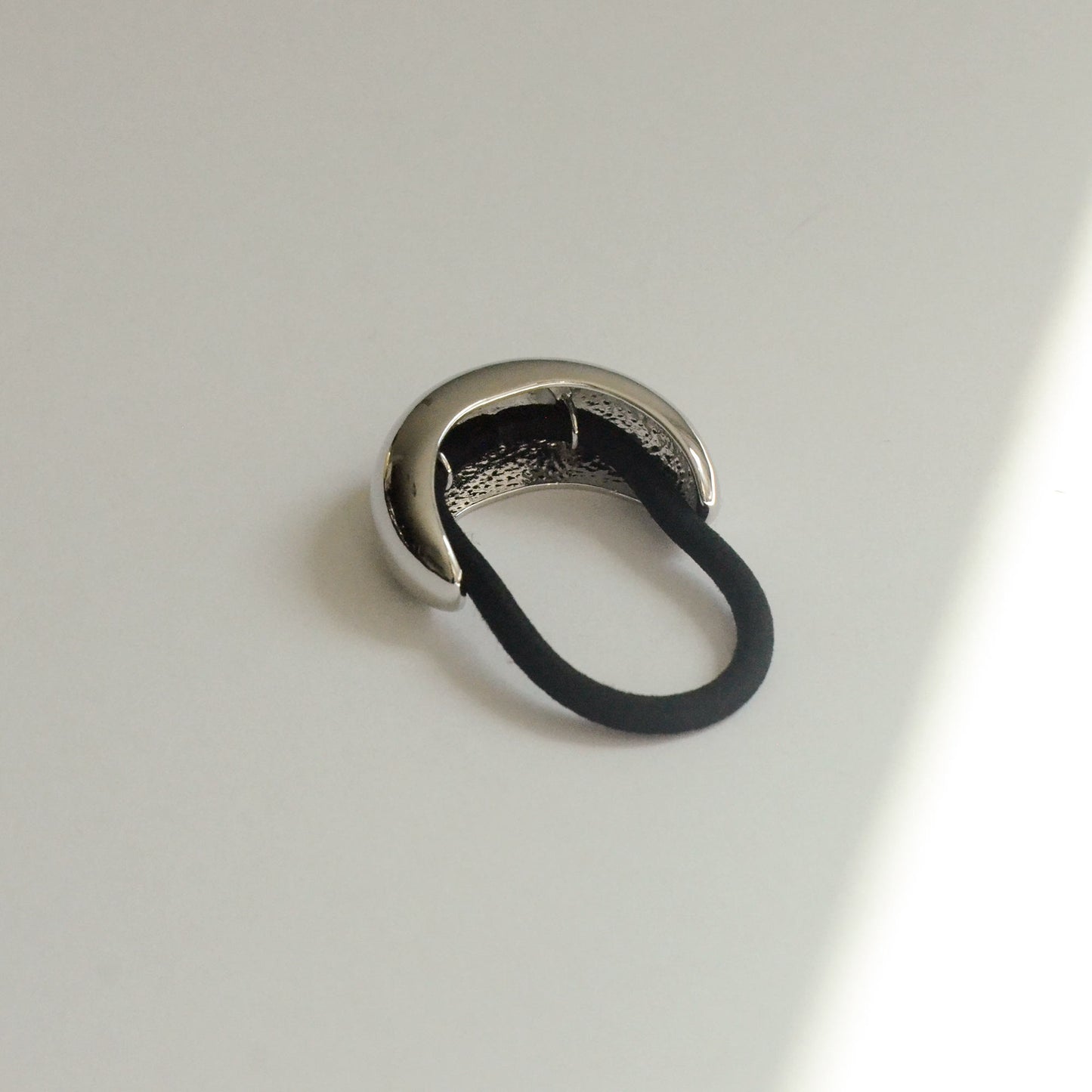 Narrow Crescent Metal Cuff Hair Tie | Silver