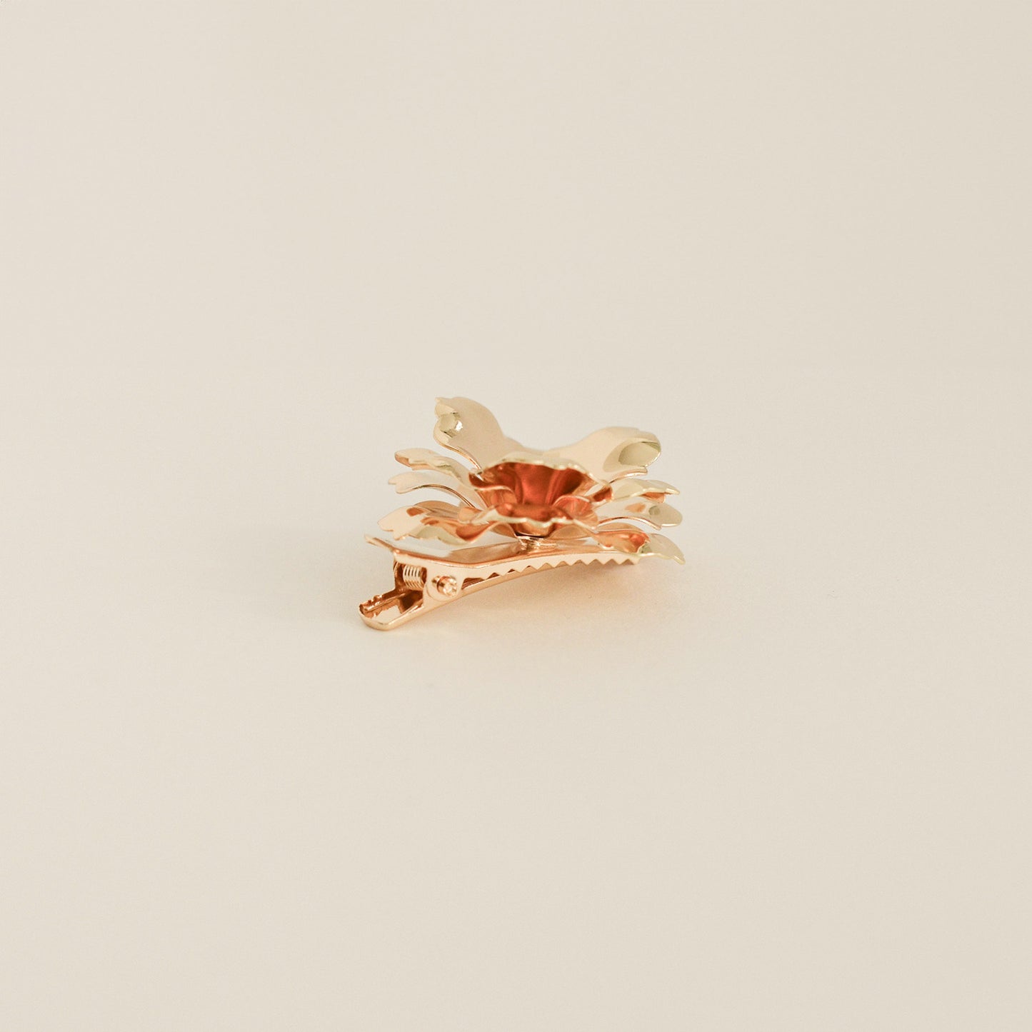 Metal Flower with Plastic Pearl Hair Clips | 3pcs | Gold