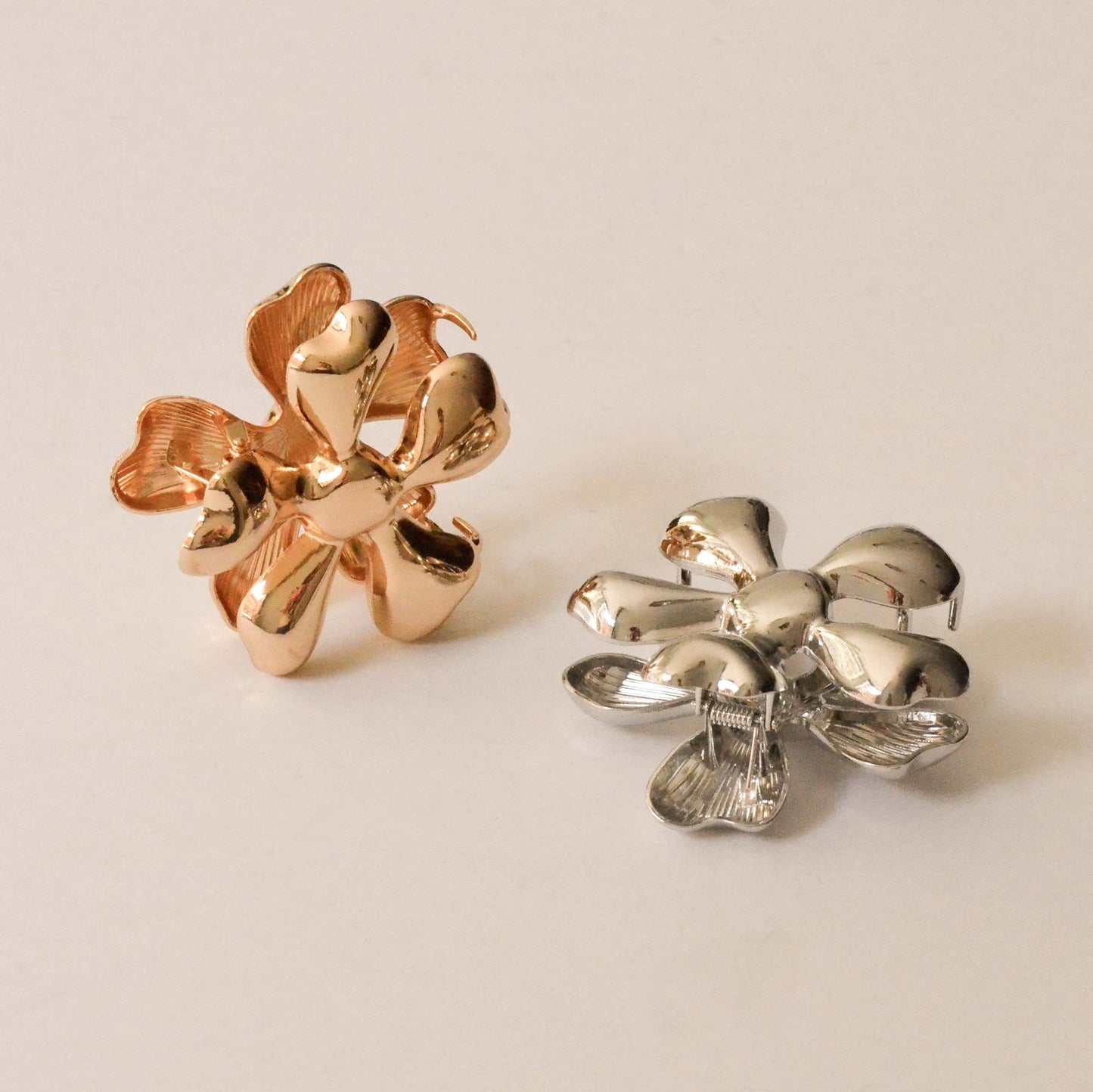 Flower Metal Hair Claw Clip | Gold