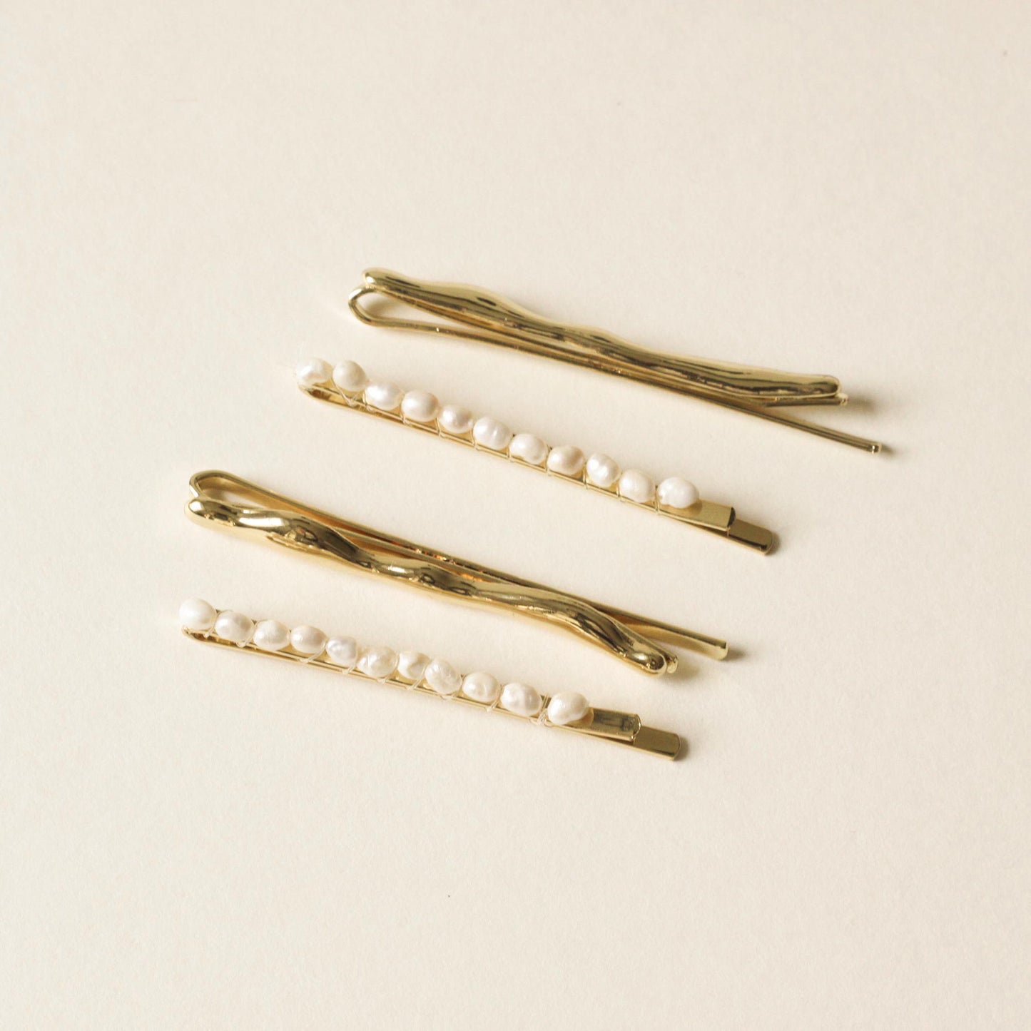 set of 4pcs: freshwater pearl beaded pins and textured metal pins