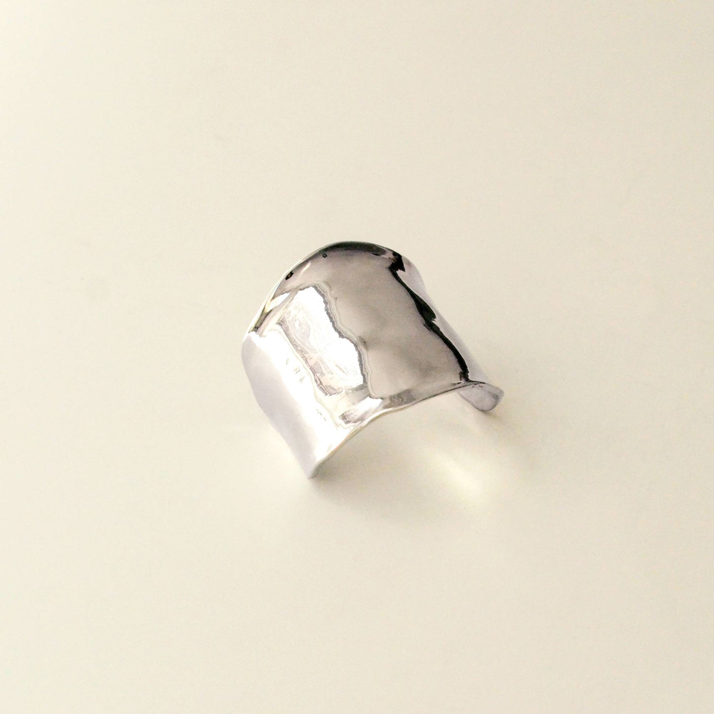 top view of hair cuff holder made of silver