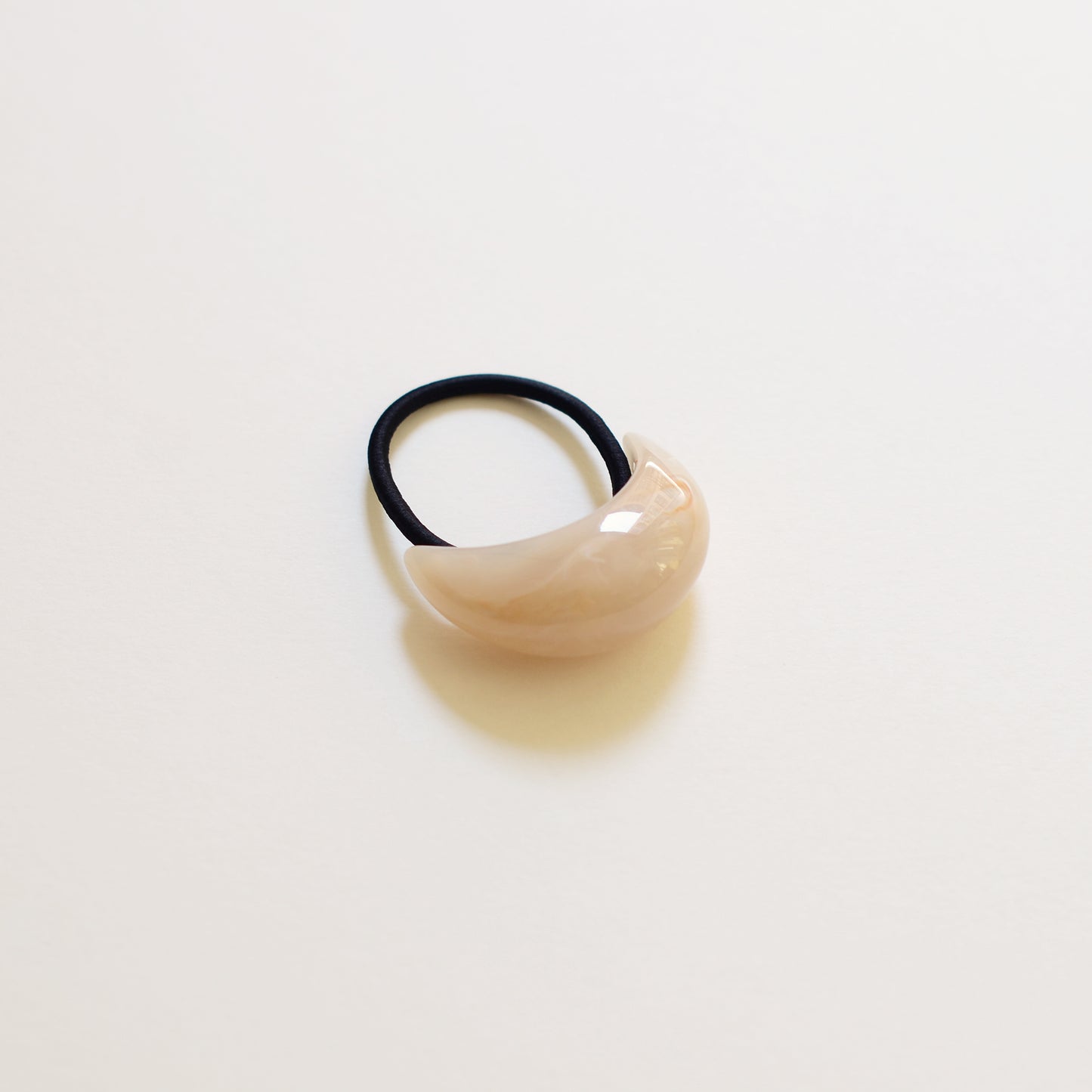 Bold Crescent Resin Hair Tie | Light Beige