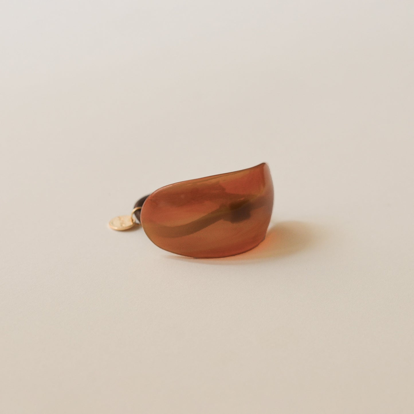 Curved Oval Resin Ponytail Hair Tie | Brown