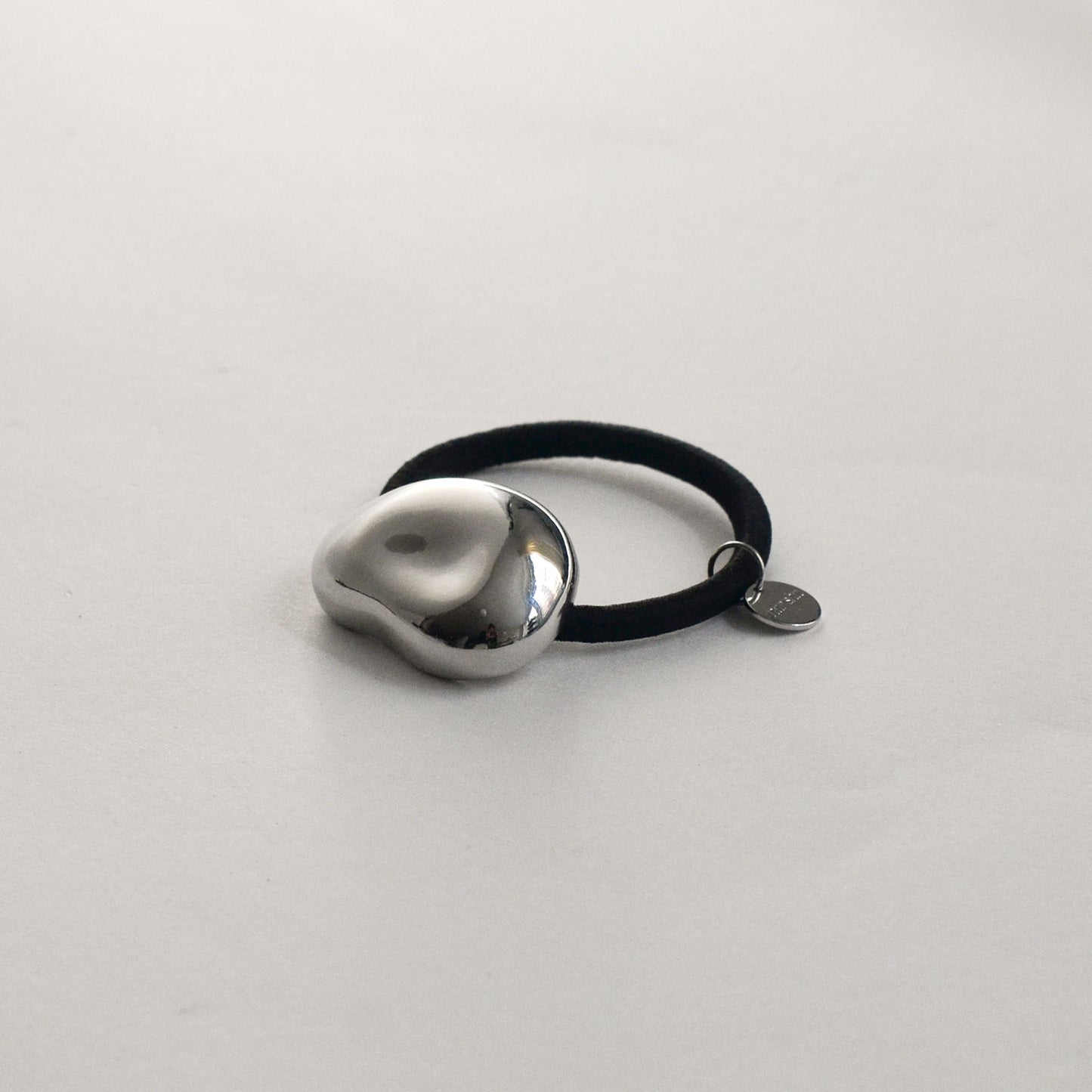 Mini Pebble-Shaped Metal Hair Tie | Silver