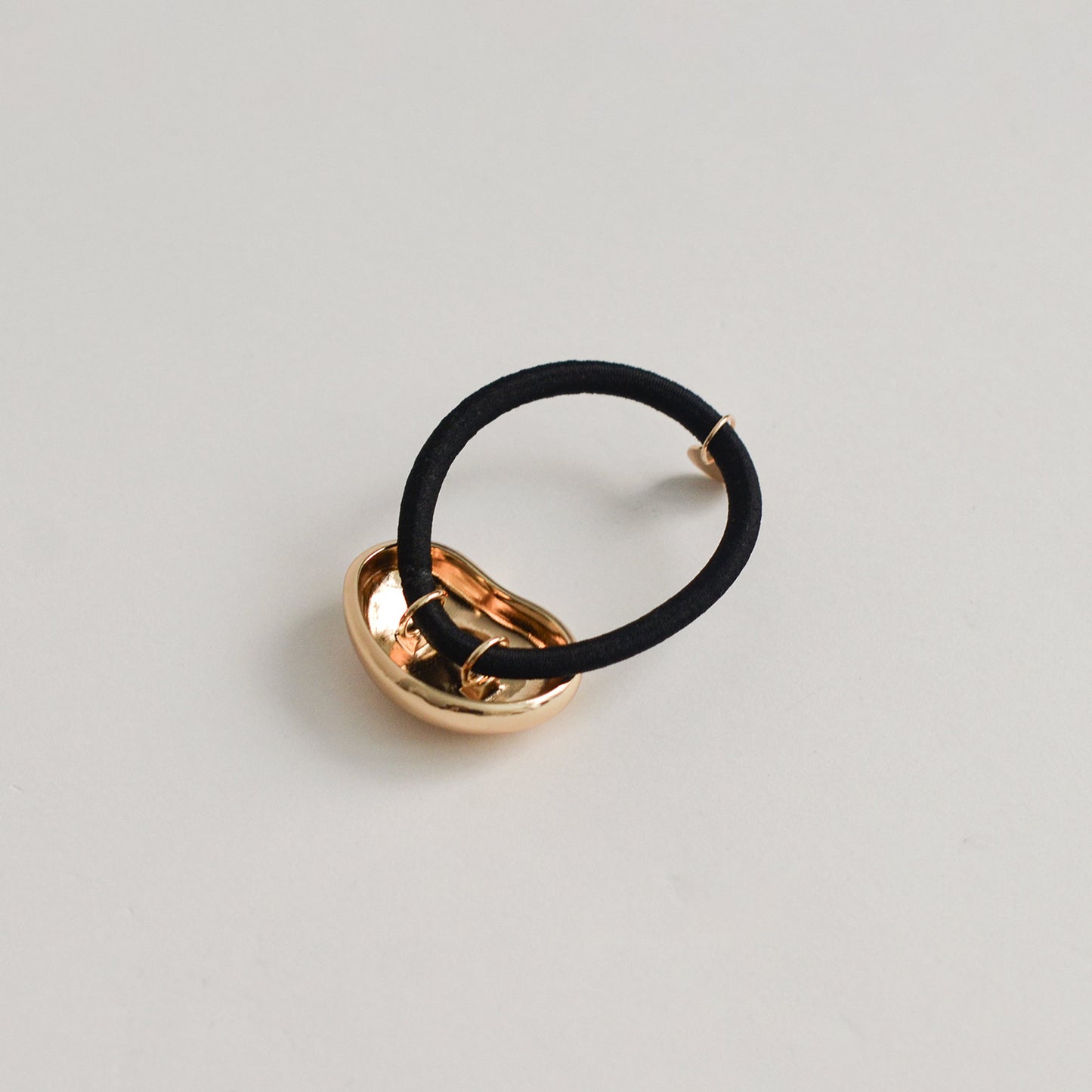 Mini Pebble-Shaped Metal Hair Tie | Gold