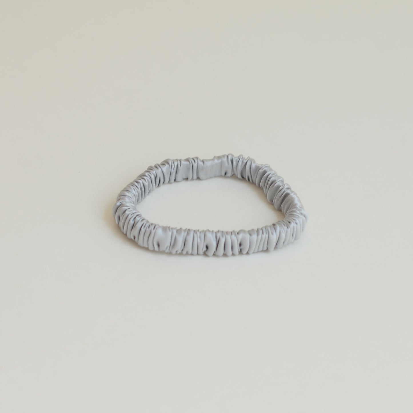 Pure Silk Slim Scrunchie Hair Ties Set | Light Pigeon Grey