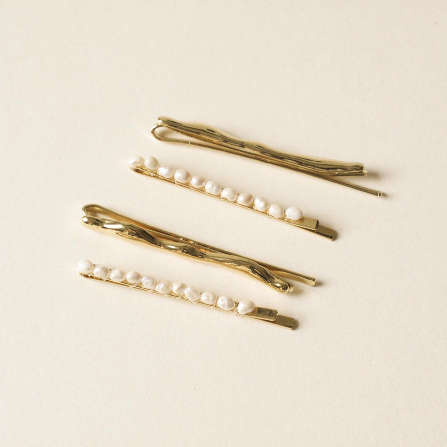 set of 4pcs: freshwater pearl beaded pins and textured metal pins