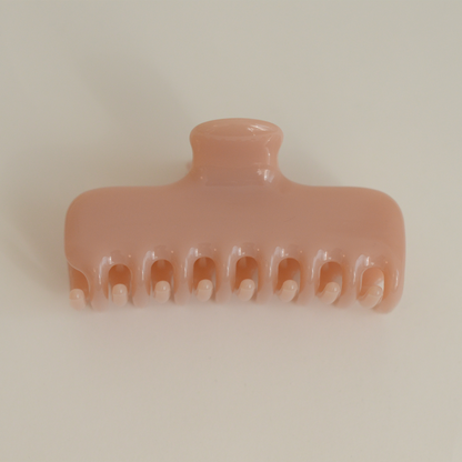 Essential Claw Hair Clip | Peach Mist